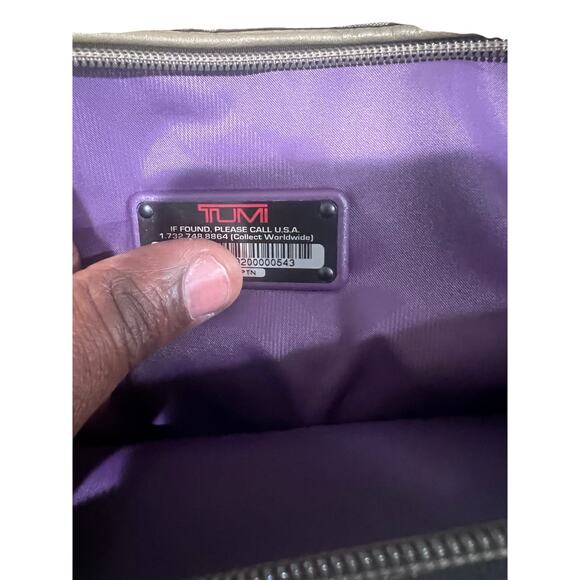 TUMI Signature Collection Wheeled Duffel 72163CFF Taupe Olive Leather Travel Bag - Picture 15 of 16